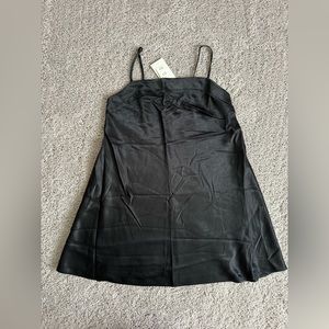 Women’s Abercrombie & Fitch black silk like dress size medium petite.